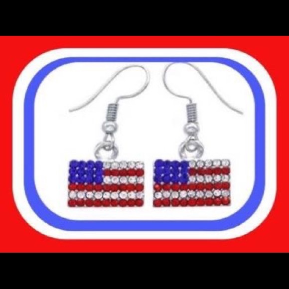 New Gorgeous Rhinestone Sparkle Patriotic American Flag Earrings - Picture 1 of 4